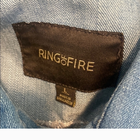 Ring of Fire Blue Denim Button-down Shirt Large - Picture 2 of 4